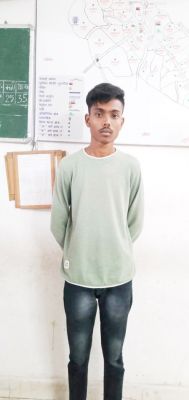 पुरानी रंजिश, युवक पर धारदार हथियार से हमला, 3 नाबालिग समेत 4 गिरफ्तार