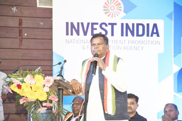 बस्तर के उत्पादों को बढ़ावा देने कृषि महाविद्यालय में बायर-सेलर मीट