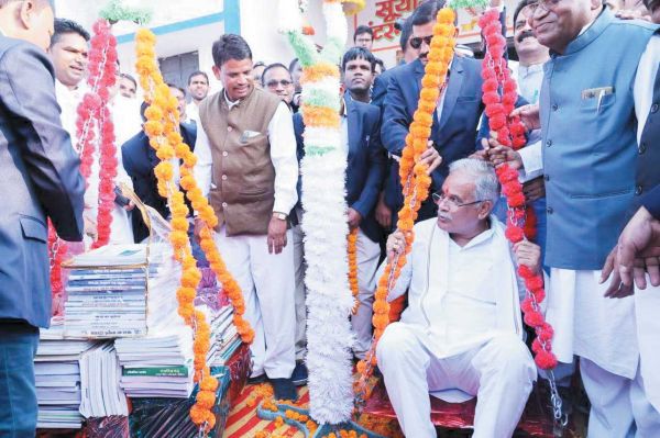 अच्छी पुस्तकें बौद्धिक व व्यक्तित्व विकास के साथ चेतना का करती हैं संचार-भूपेश