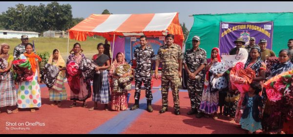 सिविक एक्शन कार्यक्रम में सरकार की योजनाओं से रूबरू हुए ग्रामीण 