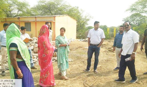 कलेक्टर ने किया गौठान का आकस्मिक निरीक्षण, किसानों से पैरादान करने की अपील