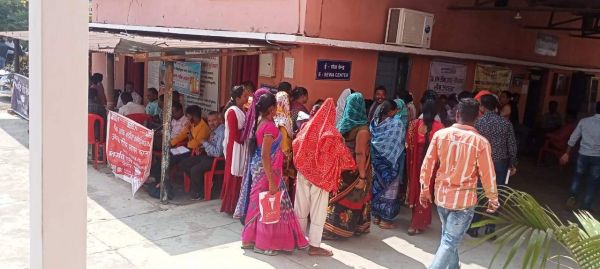नेशनल लोक अदालत में निपटे सैकड़ों मामले