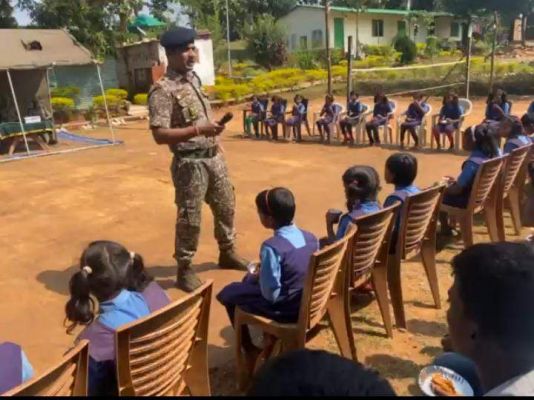 आईटीबीपी ने नक्सल प्रभावित क्षेत्रों में स्कूली बच्चों को दी निशुल्क कोचिंग