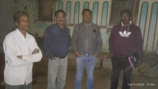 पीडीएस के चना-गुड़ की अवैध खरीदी व भंडारण, गोदाम सील