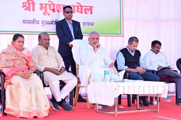 समीक्षा बैठक : तेन्दूपत्ता संग्राहकों को भुगतान  में देरी से सीएम नाराज, जांच के बाद होगी कार्रवाई