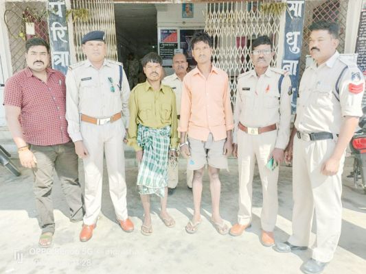 चरित्र शंका: चचेरे भाईयों ने की थी हत्या, दो आरोपी गिरफ्तार  