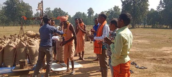 तोरेंगा में 5201 मीट्रिक टन धान की खरीदी