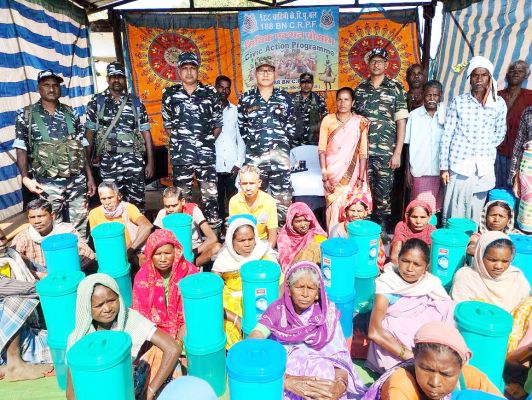 सिविक एक्शन प्रोग्राम, जरूरतमंदों को बांटे सामान