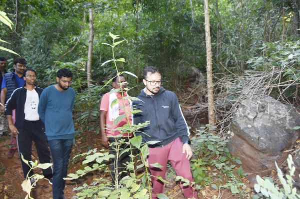 ढोलकल में बढ़ेगी पर्यटन सुविधाएं -कलेक्टर