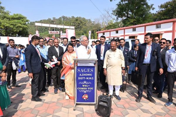 सीएम ने चौकी में किया स्वामी आत्मानंद स्कूल का लोकार्पण