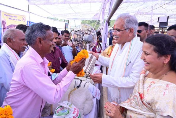 छग सरकार प्रदेश में सभी वर्गों के समुचित विकास लिए प्रतिबद्ध -भूपेश