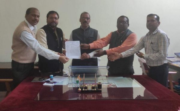 जनगणना व जनसंख्या अनुपात में आरक्षण की मांग 