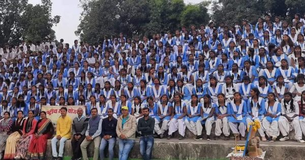 सरगुजा साइंस ग्रुप द्वारा बाल अधिकारों व माहवारी स्वच्छता प्रबंधन पर संगोष्ठी 