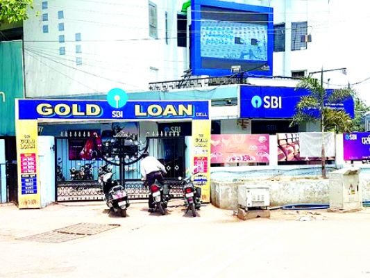 22 के आखिरी दिन और 23 के पहले दिन छुट्टी