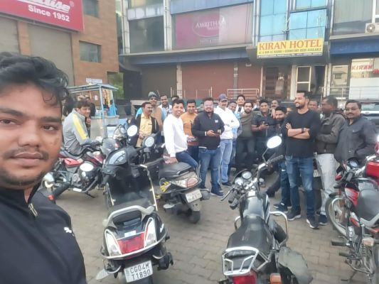 राजधानी में सफाई नहीं, ठेकेदार धरने पर