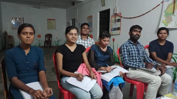 सफलता के लिए सरल प्रश्नों को पहले और कठिन प्रश्नों को बाद में हल करें-गुलशन कुमार