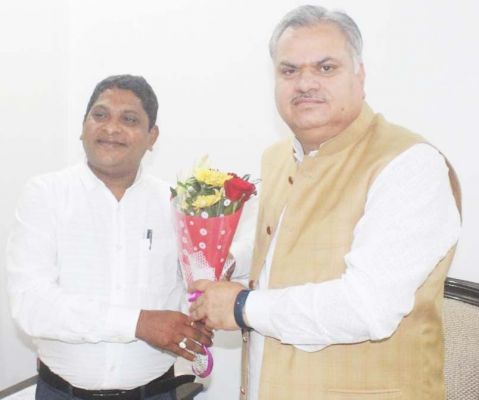 रूपसिंग साहू ने की अजय जामवाल से मुलाकात