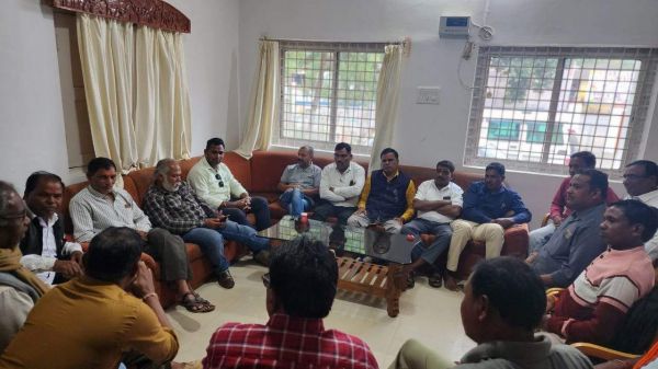 विशेष विधानसभा सत्र आयोजित होने तक सर्व पिछड़ा वर्ग समाज का चक्काजाम स्थगित