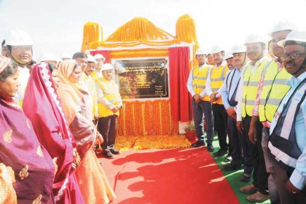 लारा की कोयला ढुलाई शुरू