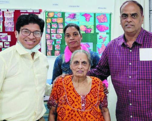 रामकृष्ण केयर में 87 वर्षीय महिला का ब्रेस्ट कैंसर का सफल सर्जरी 