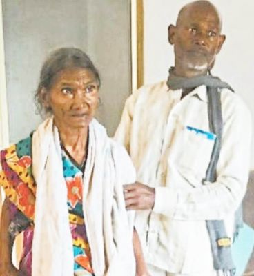 दिव्यांग वृद्धा को 30 महीने  से पेंशन का इंतजार , आर्थिक दिक्कतों का करना पड़ रहा है सामना 