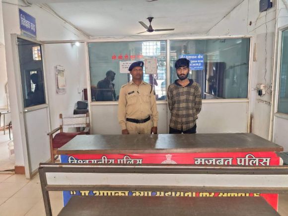 सोशल मीडिया पर दोस्ती, नाबालिग से रेप,  राजस्थान से गिरफ्तार