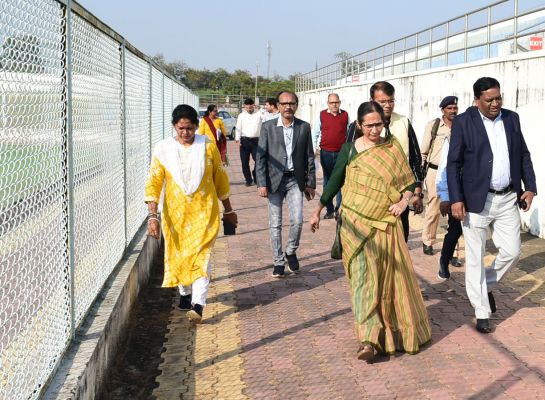 अपर मुख्य सचिव ने किया हॉकी स्टेडियम का निरीक्षण