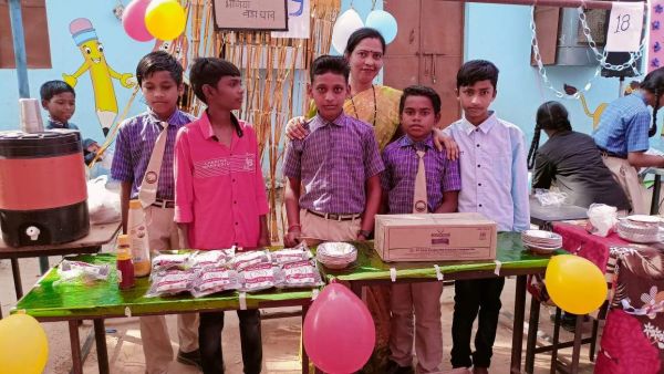 अंकुर पब्लिक स्कूल में बाल मेला का आयोजन