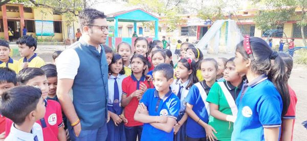 आत्मानंद स्कूल में समस्याओं का अंबार