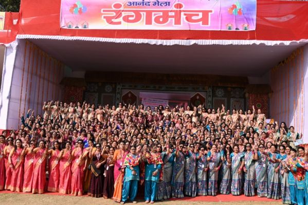  एसईसीएल मुख्यालय में आनंद मेला, 13 कालरी क्षेत्र की महिला संगठनों ने लगाए स्टाल, शहरवासियों ने भी लुफ्त उठाया