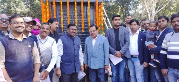  संविधान की प्रस्तावना का पठन 