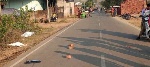 ट्रक -बाइक भिडं़त, एक मौत