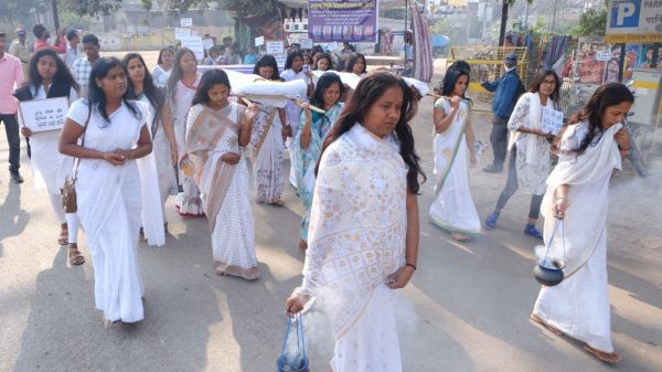 महाकफन रैली...