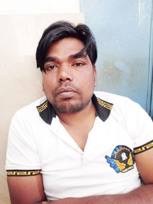 ग्रामीणों व सरपंचों को कलेक्टर के नाम से धोखाधड़ी, पैसे की मांग, यूपी से बंदी