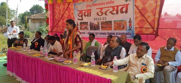 युवा उत्सव में छुरिया ब्लॉक ने मारी बाजी