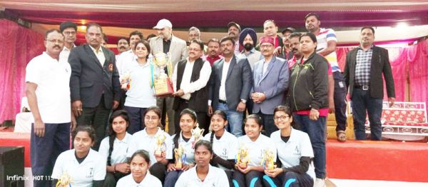 राष्ट्रीय बॉल बैडमिंटन में छग की टीम विजेता एनएमडीसी की सहायता से आयोजन