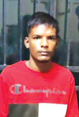 इंस्टाग्राम पर अश्लील फोटो अपलोड किया, गिरफ्तार