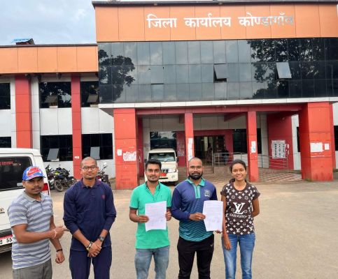 लाइब्रेरी के पाठकों को शुद्ध पेयजल व टेबल चेयर जैसे मूलभूत संसाधनों की दरकार