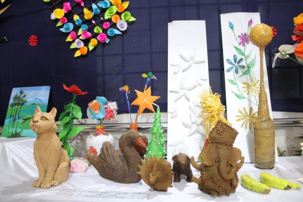 दिव्यांग छात्रों की प्रस्तुति देख सभी मंत्रमुग्ध, हौसले का अद्भुत प्रदर्शन