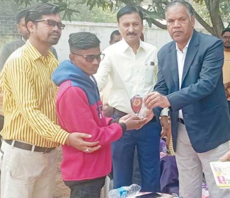 सांस्कृतिक कार्यक्रम व खेल स्पर्धाओं के साथ मनाया दिव्यांग दिवस