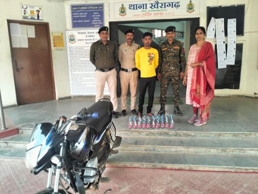 तीन शराब कोचिया पकड़ाए, 3 बाइक जब्त