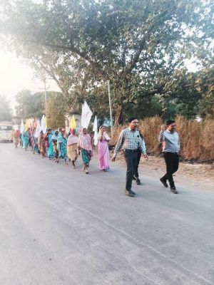 यादव समाज ने अहीर रेजिमेंट की मांग के लिए निकाली कलश यात्रा
