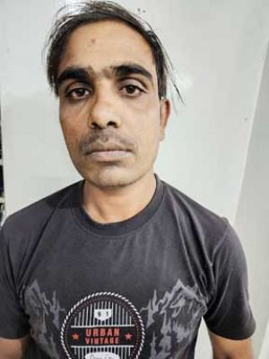 7 महीने में 32 गाडिय़ों की बुकिंग कराकर 12.73 लाख ठगे, शाखा प्रभारी गिरफ्तार