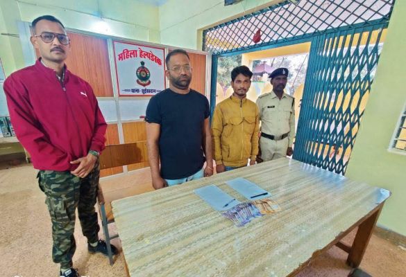 सट्टा-पट्टी के साथ दो आरोपी पकड़ाए नगदी रकम भी बरामद