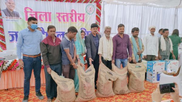 जनचौपाल शिविर में 96 मामले निपटे