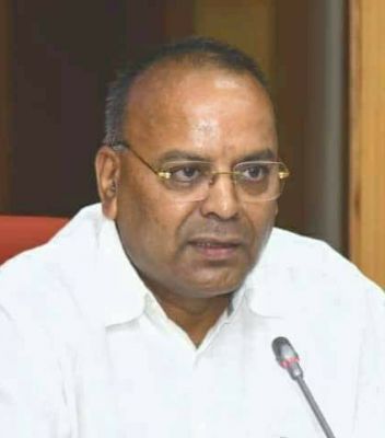 गुजरात में अजय, तो हिमाचल में नीलम ने बेहतर चुनाव प्रबंधन का लोहा मनवाया