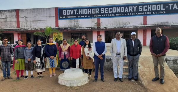 कलेक्टर ने टप्पा स्कूल का किया औचक निरीक्षण