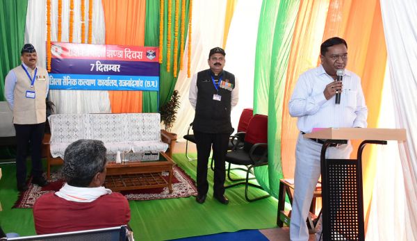 वीर सैनिकों द्वारा देश के लिए की गई सेवाएं अविस्मरणीय - कलेक्टर