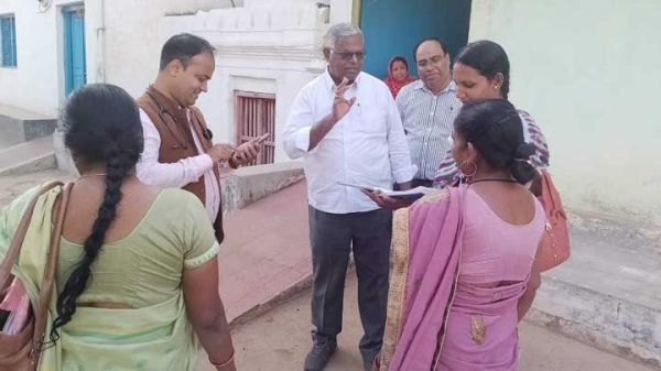 जिले में सघन टीबी एवं कुष्ठ खोज अभियान का हो रहा प्रभावी क्रियान्वयन