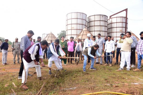 जिले के मक्का उत्पादक किसानों को प्लांट निर्माण से दीर्घावधि तक मिलेगा लाभ-लखमा